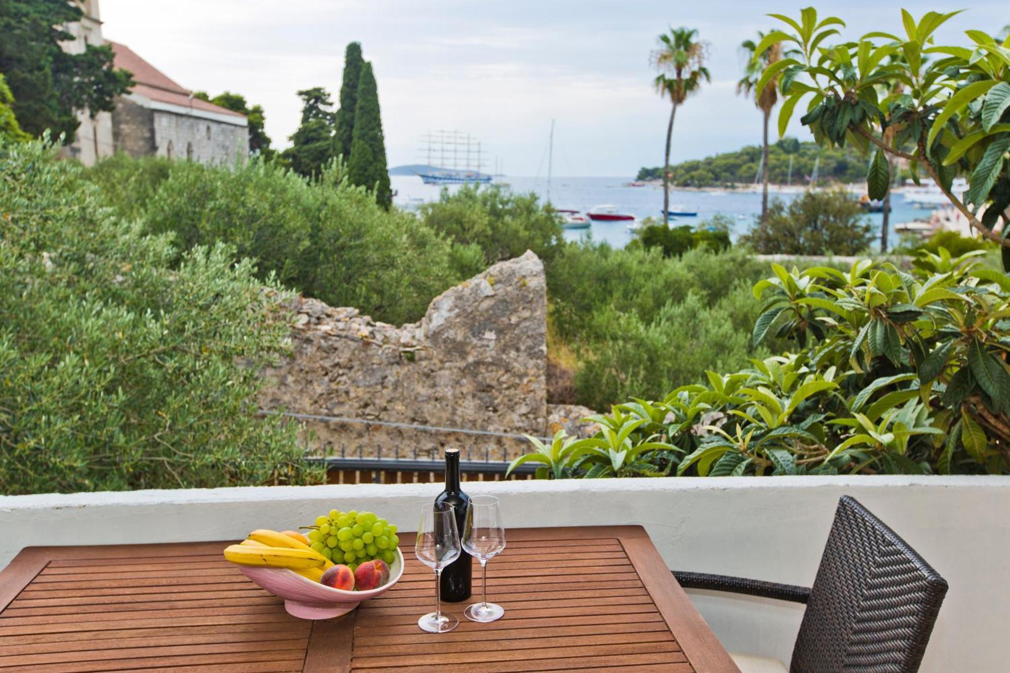 Apartments Grgo Hvar Town Exterior foto